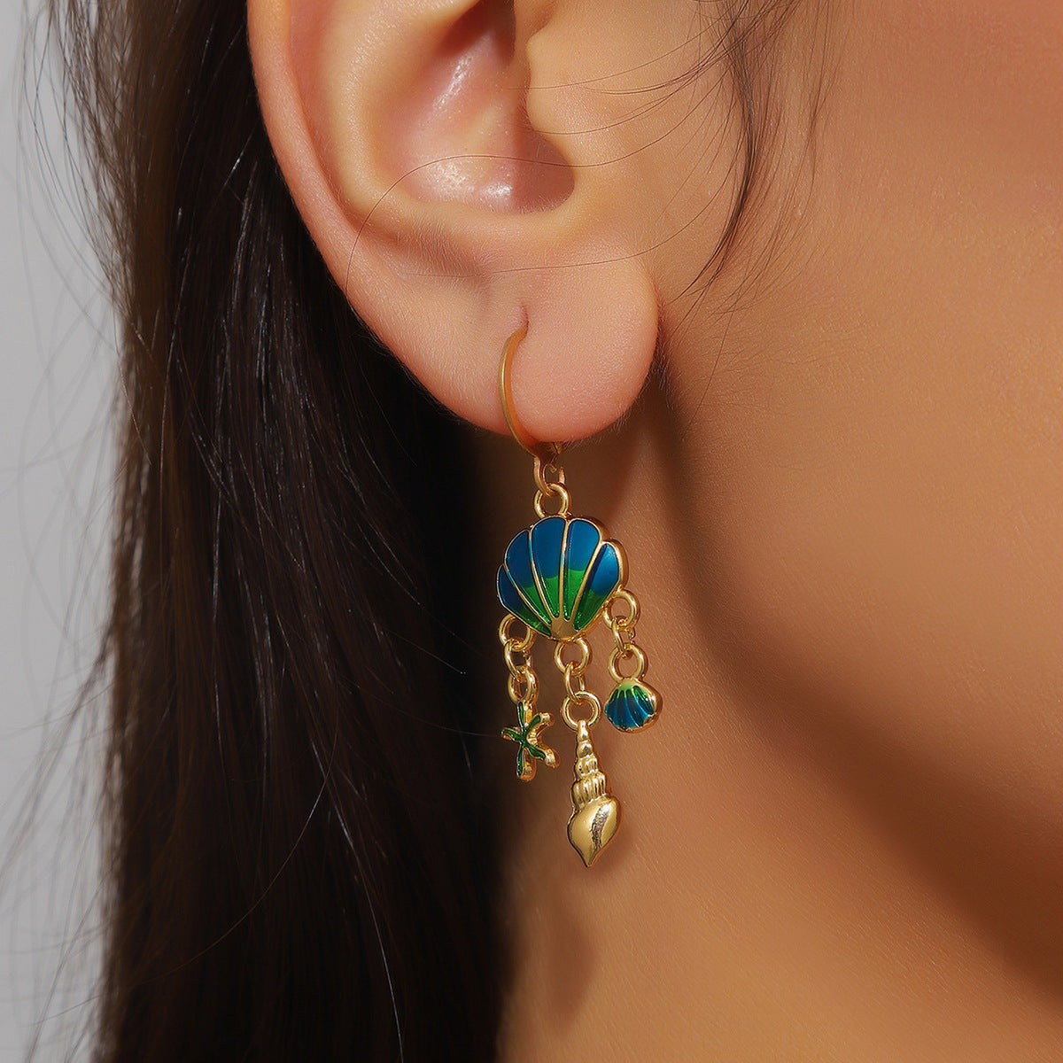 Seashell Charm Hoop Earrings